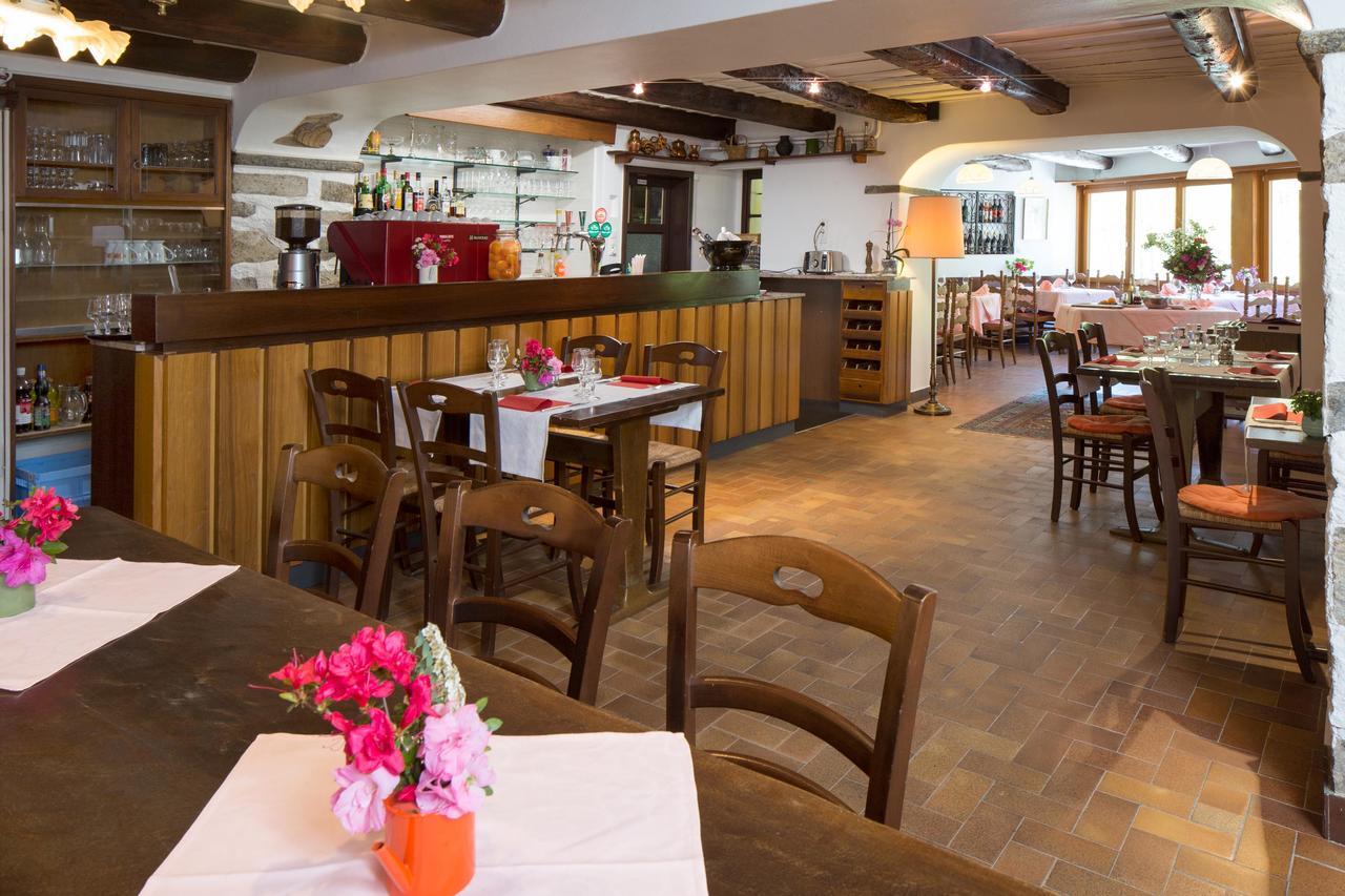 Ristorante Della Stazione Hotell Tegna Exteriör bild